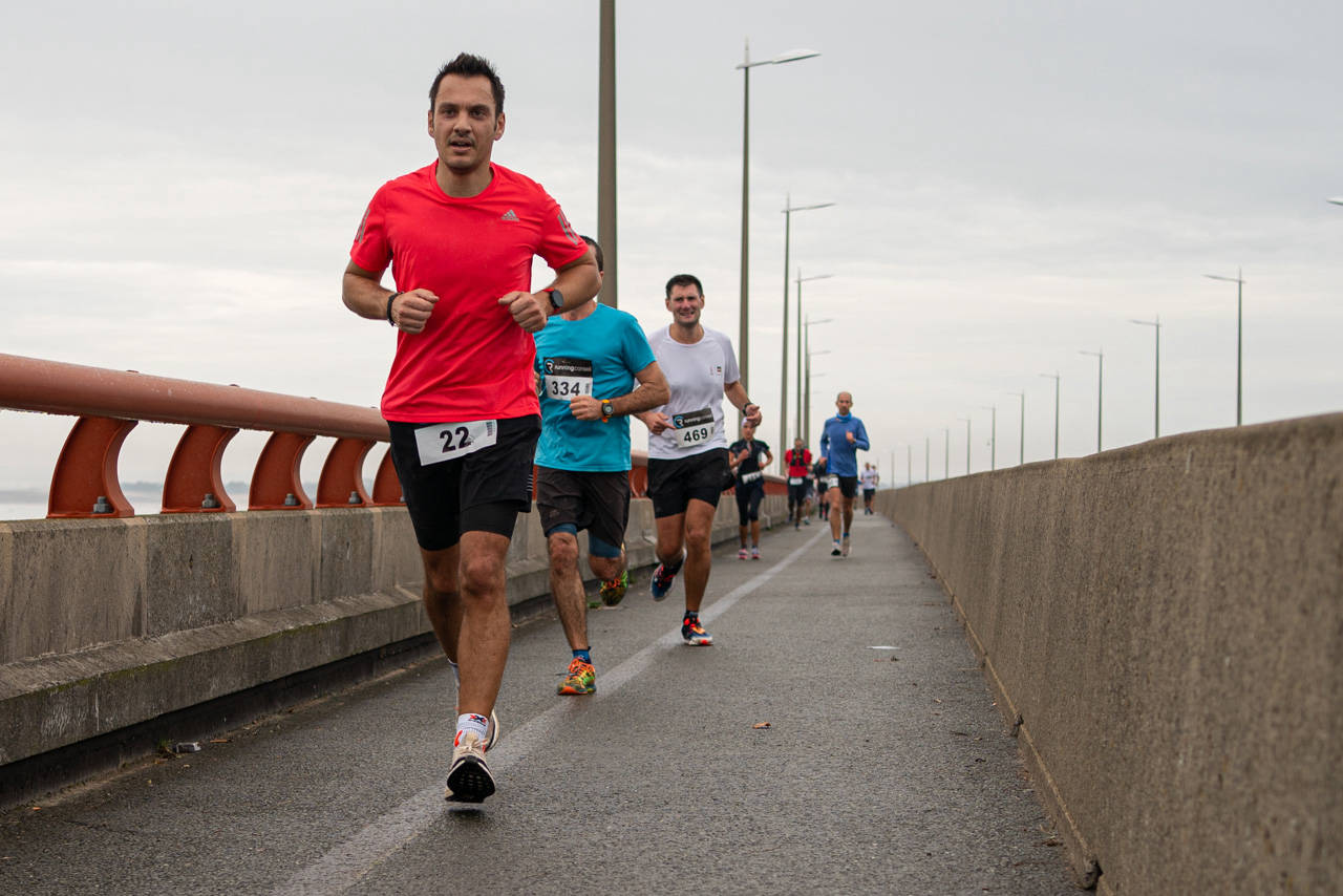 A 110 Km Je Parcours En 1 Seconde